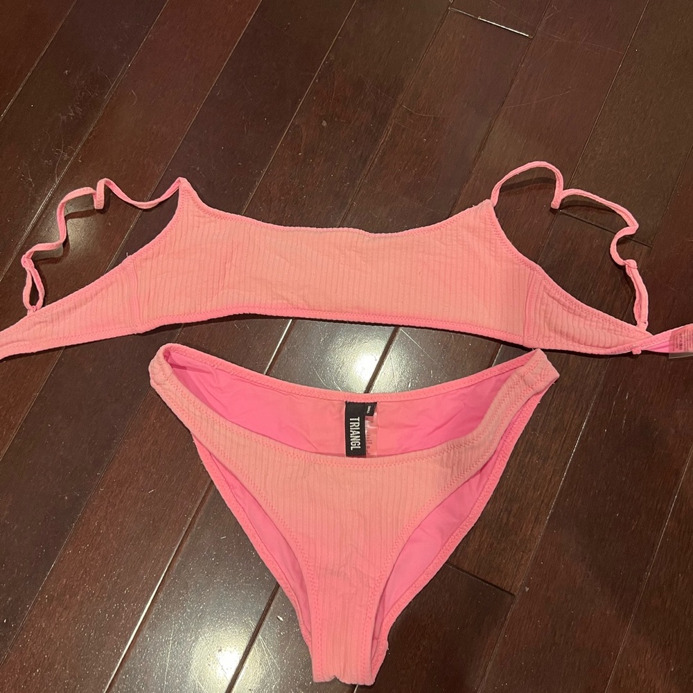 Triangl Bikini